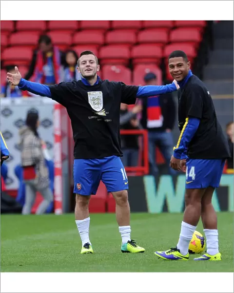 Jack Wilshere and Serge Gnabry (Arsenal) warms up before the match. Crystal Palace 0: 2 Arsenal