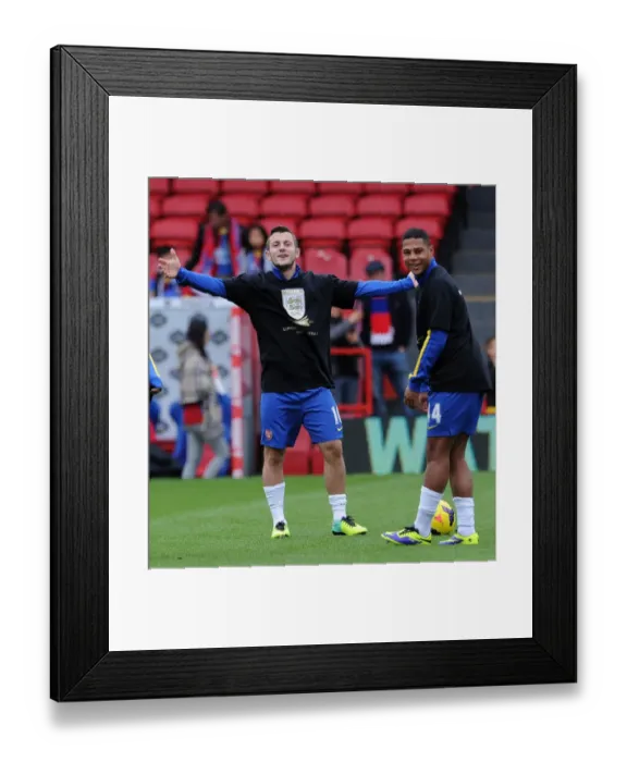 Framed Print : Jack Wilshere and Serge Gnabry (Arsenal) warms up before the match. Crystal Palace 0: 2 Arsenal