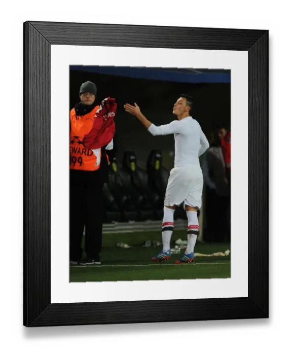 Framed Print : Mesut Ozil's Emotional Farewell: Borussia Dortmund vs. Arsenal, UEFA Champions League (2013) Framed Print : Mesut Ozil's Emotional Farewell: Borussia Dortmund vs. Arsenal, UEFA Champions League (2013)