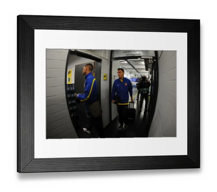 Framed Print : Mesut Ozil's Return: Borussia Dortmund vs. Arsenal, UEFA Champions League (2013)