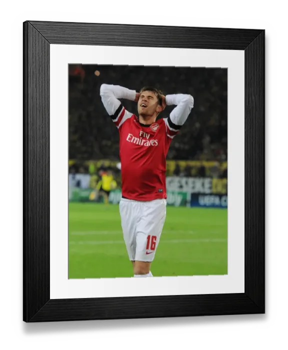 Framed Print : Aaron Ramsey in Action: Borussia Dortmund vs. Arsenal (UEFA Champions League 2013-14) Framed Print : Aaron Ramsey in Action: Borussia Dortmund vs. Arsenal (UEFA Champions League 2013-14)