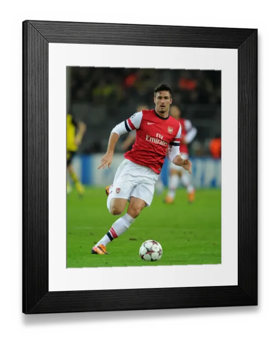 Framed Print : Olivier Giroud in Action: Borussia Dortmund vs. Arsenal, UEFA Champions League (2013-14)