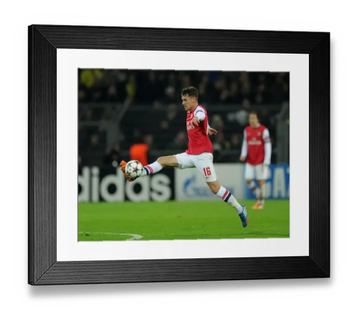 Framed Print : Aaron Ramsey in Action Against Borussia Dortmund, UEFA Champions League (2013-14) Framed Print : Aaron Ramsey in Action Against Borussia Dortmund, UEFA Champions League (2013-14)