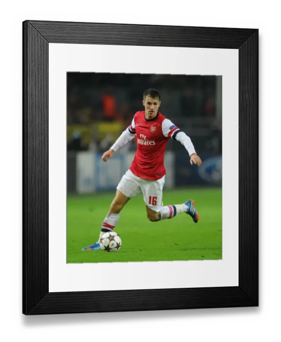 Framed Print : Aaron Ramsey in Action: Arsenal vs. Borussia Dortmund, UEFA Champions League (2013-14)