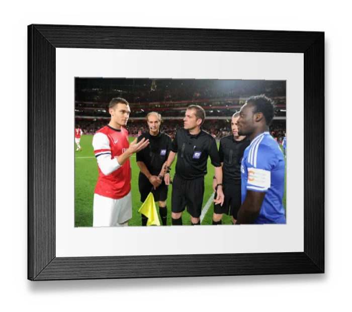 Framed Print : Arsenal vs. Chelsea: Vermaelen and Essien Toss Coin at Capital One Cup 4th Round