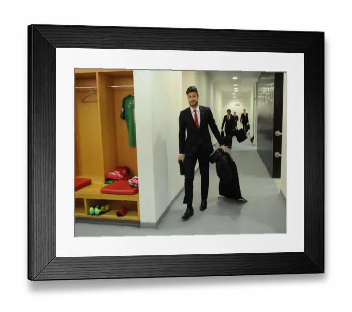Framed Print : Olivier Giroud: Focused and Ready for Arsenal vs. Liverpool Showdown (2013-14) Framed Print : Olivier Giroud: Focused and Ready for Arsenal vs. Liverpool Showdown (2013-14)