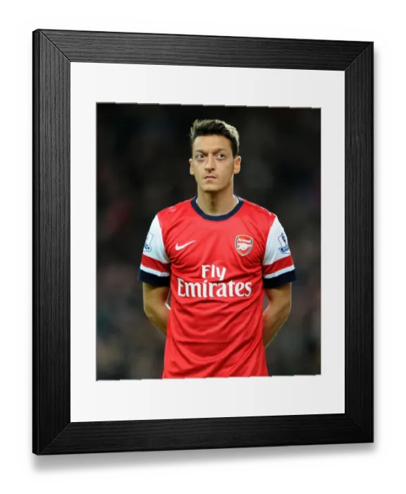 Framed Print : Mesut Ozil: Arsenal's Star Midfielder in Action Against Liverpool (2013-14)
