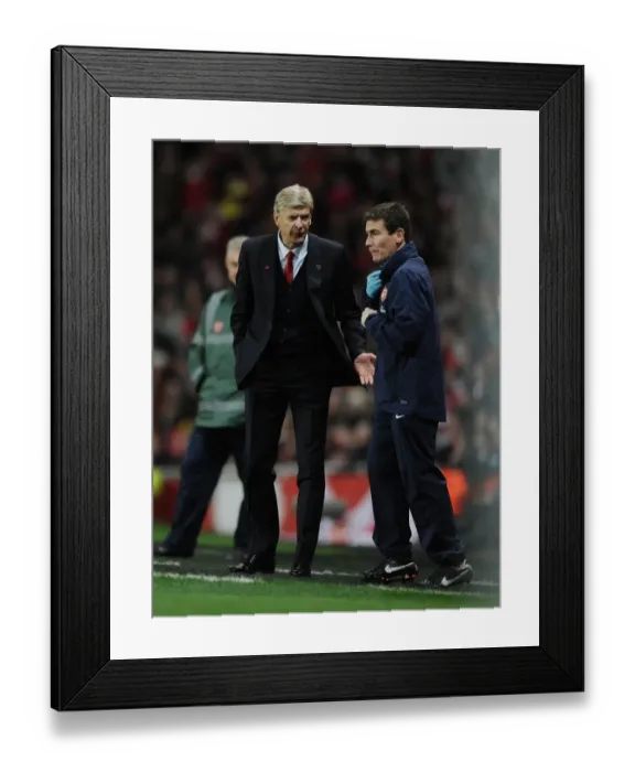 Framed Print : Arsene Wenger and Doctor Gary O'Driscoll during Arsenal vs Liverpool, 2013-14 Premier League Framed Print : Arsene Wenger and Doctor Gary O'Driscoll during Arsenal vs Liverpool, 2013-14 Premier League