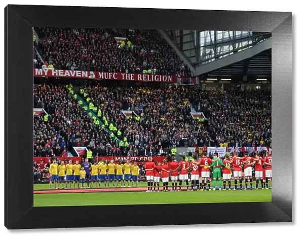 Arsenal at Old Trafford: Minutes of Silence before Manchester United Clash (2013-14)