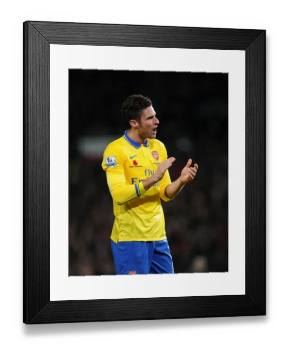 Framed Print : Giroud vs Manchester United: Premier League Showdown (2013-14) Framed Print : Giroud vs Manchester United: Premier League Showdown (2013-14)