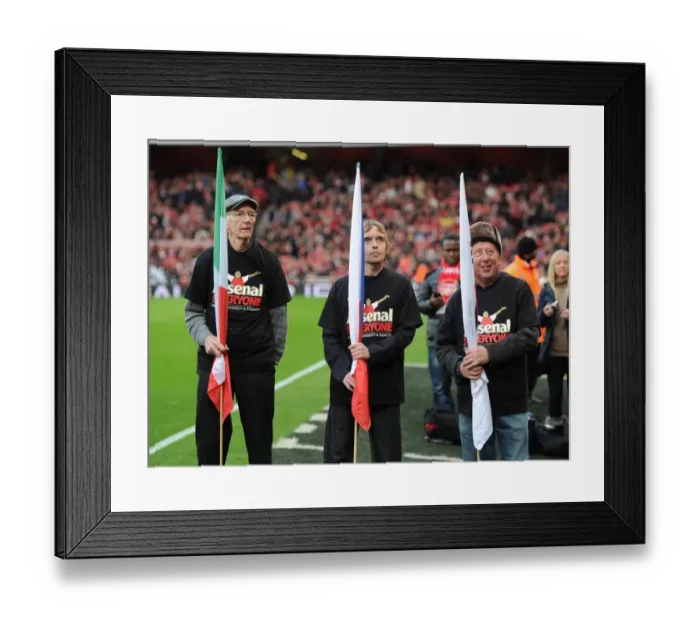 Framed Print : Arsenal for Everyone flag wavers. Arsenal 2: 0 Southampton. Barclays Premier League Framed Print : Arsenal for Everyone flag wavers. Arsenal 2: 0 Southampton. Barclays Premier League