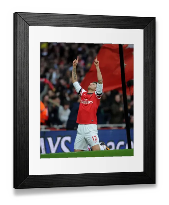 Framed Print : Thrilling Celebration: Olivier Giroud Scores for Arsenal Against Southampton (2013) Framed Print : Thrilling Celebration: Olivier Giroud Scores for Arsenal Against Southampton (2013)