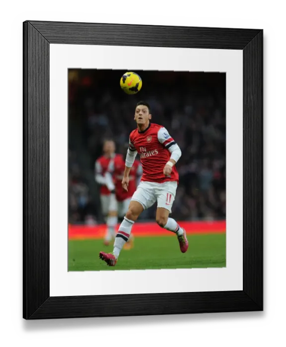 Framed Print : Mesut Ozil in Action: Arsenal vs Southampton, Premier League 2013-14