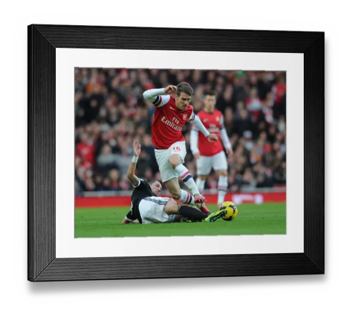 Framed Print : Ramsey Outmaneuvers Schneiderlin: Arsenal vs Southampton, Premier League 2013-14 Framed Print : Ramsey Outmaneuvers Schneiderlin: Arsenal vs Southampton, Premier League 2013-14