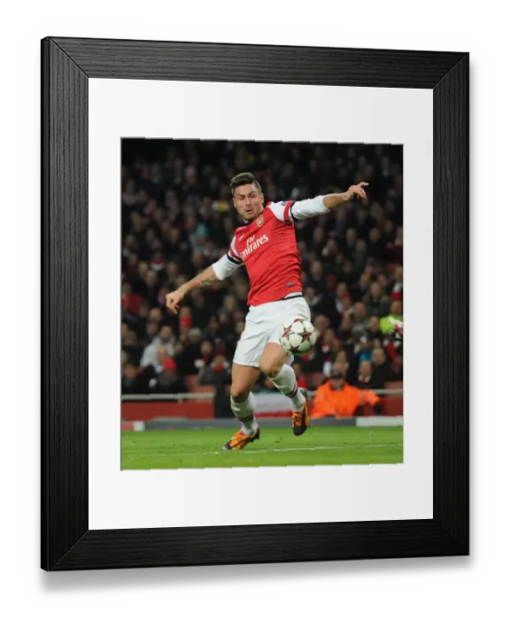 Framed Print : Arsenal's Olivier Giroud in Action against Olympique de Marseille in the UEFA Champions League (2013-14) Framed Print : Arsenal's Olivier Giroud in Action against Olympique de Marseille in the UEFA Champions League (2013-14)