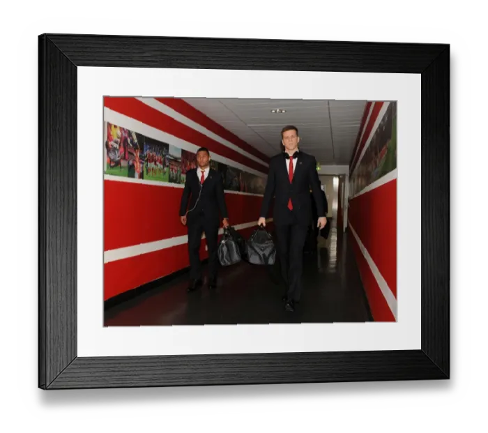 Framed Print : Arsenal Football Club: Serge Gnabry and Wojciech Szczesny Approaching Emirates Stadium for Arsenal v Marseille, UEFA Champions League (2013) Framed Print : Arsenal Football Club: Serge Gnabry and Wojciech Szczesny Approaching Emirates Stadium for Arsenal v Marseille, UEFA Champions League (2013)