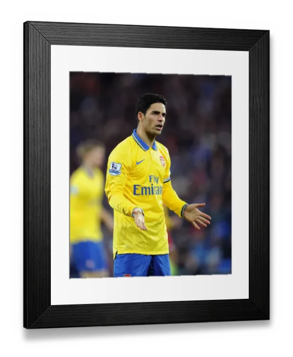 Framed Print : Mikel Arteta Leads Arsenal in Cardiff (2013-14) Framed Print : Mikel Arteta Leads Arsenal in Cardiff (2013-14)