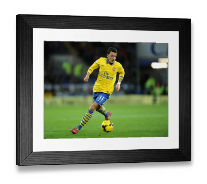 Framed Print : Mesut Ozil in Action: Arsenal vs. Cardiff City, Premier League 2013-14