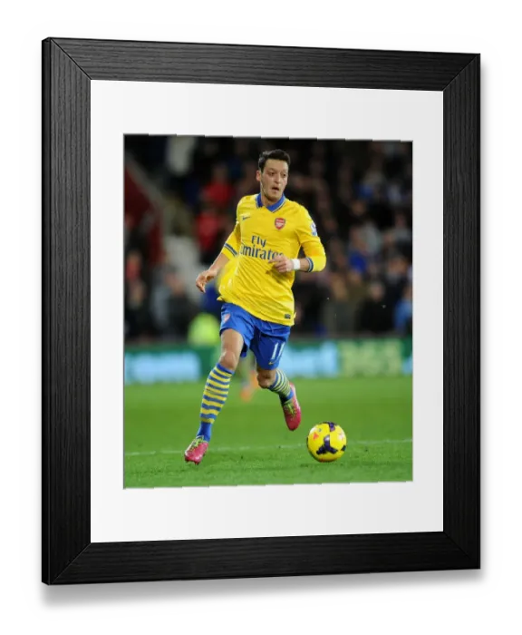 Framed Print : Mesut Ozil in Action: Arsenal vs. Cardiff City, Premier League 2013-14