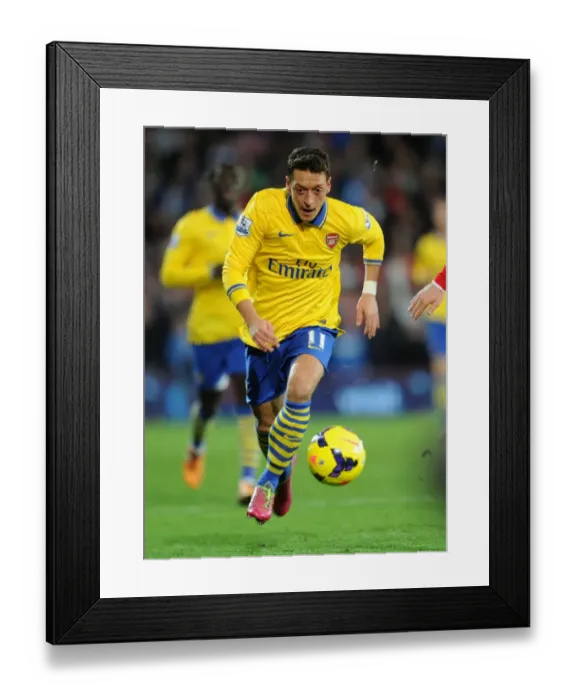 Framed Print : Mesut Ozil in Action: Arsenal vs. Cardiff City, Premier League 2013-14 Framed Print : Mesut Ozil in Action: Arsenal vs. Cardiff City, Premier League 2013-14