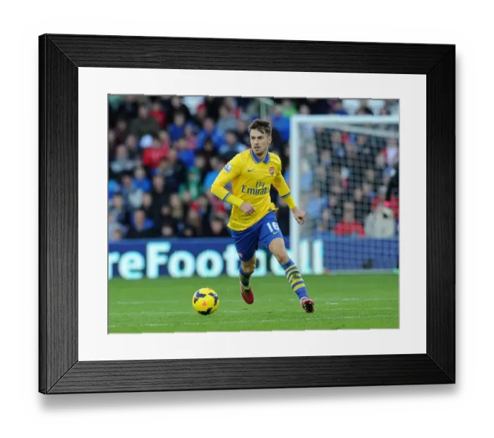 Framed Print : Aaron Ramsey in Action: Cardiff City vs. Arsenal, Premier League 2013-14 Framed Print : Aaron Ramsey in Action: Cardiff City vs. Arsenal, Premier League 2013-14