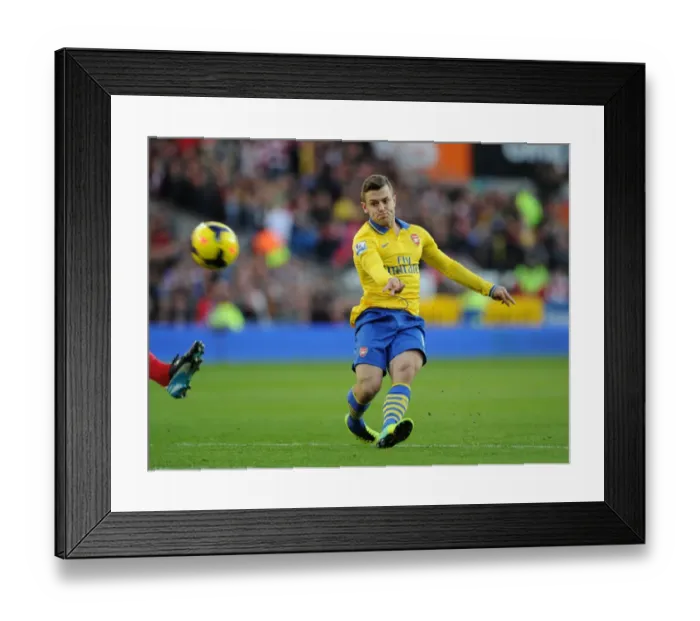 Framed Print : Jack Wilshere in Action: Arsenal vs Cardiff City, Premier League 2013-14 Framed Print : Jack Wilshere in Action: Arsenal vs Cardiff City, Premier League 2013-14