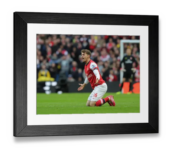 Framed Print : Aaron Ramsey in Action: Arsenal vs. Manchester City, Premier League 2013-14 Framed Print : Aaron Ramsey in Action: Arsenal vs. Manchester City, Premier League 2013-14
