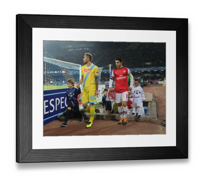 Framed Print : Mikel Arteta and Valon Behrami: Clash of Captains before Napoli vs. Arsenal, UEFA Champions League (2013)