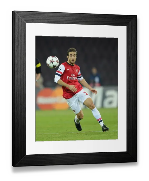 Framed Print : Mathieu Flamini: Arsenal's Midfield Warrior in Napoli UCL Clash (2013-14)