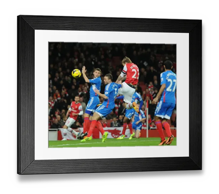 Framed Print : Arsenal v Hull City - Premier League