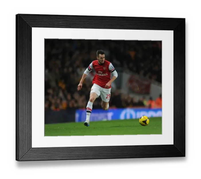 Framed Print : Carl Jenkinson in Action: Arsenal vs. Hull City (2013-14)