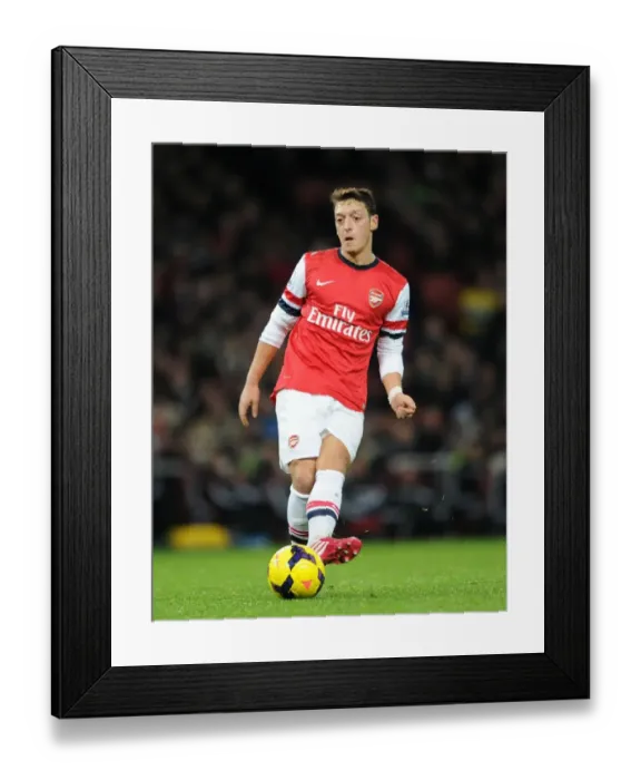 Framed Print : Mesut Ozil in Action: Arsenal vs Hull City, Premier League 2013-14