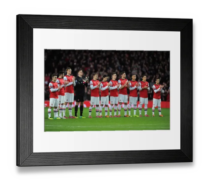 Framed Print : Arsenal v Everton - Premier League