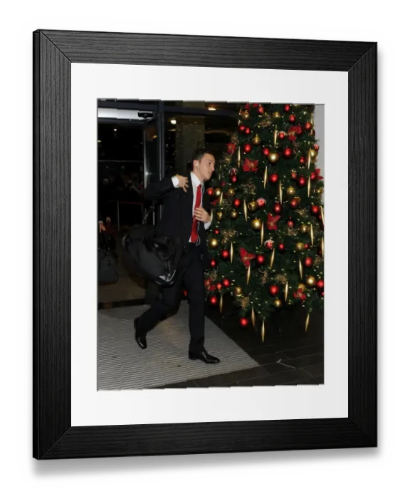 Framed Print : Mesut Ozil: Arsenal's Star Player Gears Up for Arsenal v Chelsea Clash (2013-14) Framed Print : Mesut Ozil: Arsenal's Star Player Gears Up for Arsenal v Chelsea Clash (2013-14)