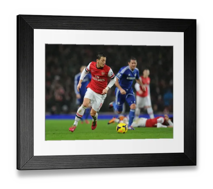 Framed Print : Mesut Ozil in Action: Arsenal vs Chelsea, Premier League 2013-14 Framed Print : Mesut Ozil in Action: Arsenal vs Chelsea, Premier League 2013-14