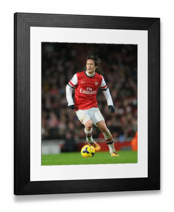 Framed Print : Arsenal's Tomas Rosicky in Action Against Chelsea (2013-14) Framed Print : Arsenal's Tomas Rosicky in Action Against Chelsea (2013-14)