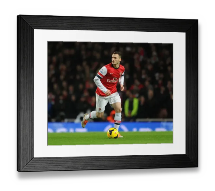 Framed Print : Thomas Vermaelen in Action: Arsenal vs Chelsea, Premier League 2013-14