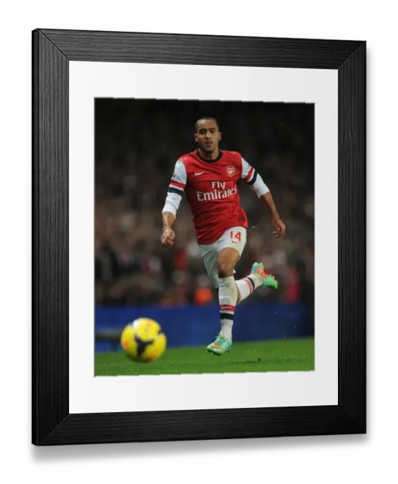 Framed Print : Theo Walcott in Action: Arsenal vs. Chelsea, Premier League 2013-14