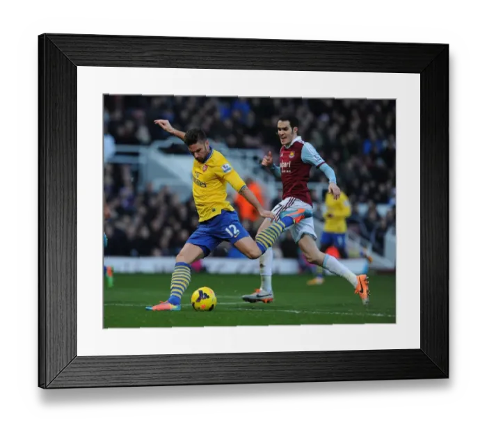 Framed Print : Giroud Outmaneuvers O'Brien: West Ham vs. Arsenal, Premier League 2013-14