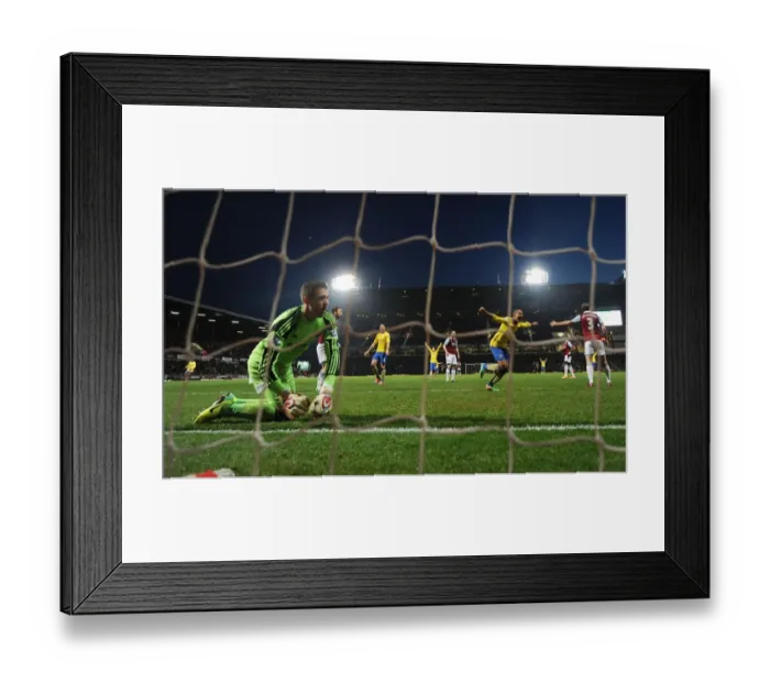 Framed Print : Theo Walcott's Double Strike: Arsenal's Victory Over West Ham United (December 2013)