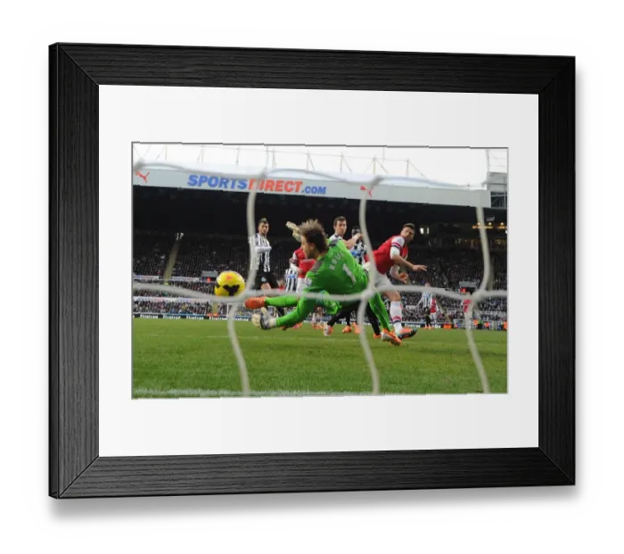 Framed Print : Giroud's Game-Winning Leap: Arsenal's Victory over Newcastle United, 2013-14 Framed Print : Giroud's Game-Winning Leap: Arsenal's Victory over Newcastle United, 2013-14