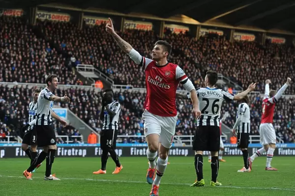 Thrilling Victory: Olivier Giroud's Goal Secures Arsenal's Win Against Newcastle United, Premier League 2013-14
