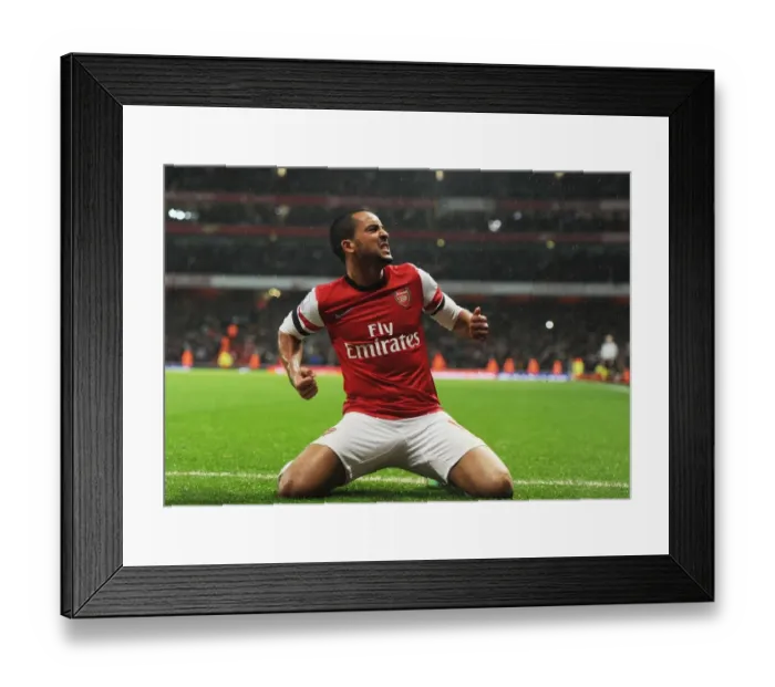 Framed Print : Theo Walcott's Double: Arsenal's Triumph over Cardiff City (2013-14)