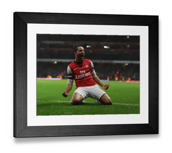Framed Print : Theo Walcott's Double: Arsenal's Triumph over Cardiff City (2013-14) - Emirates Stadium, London