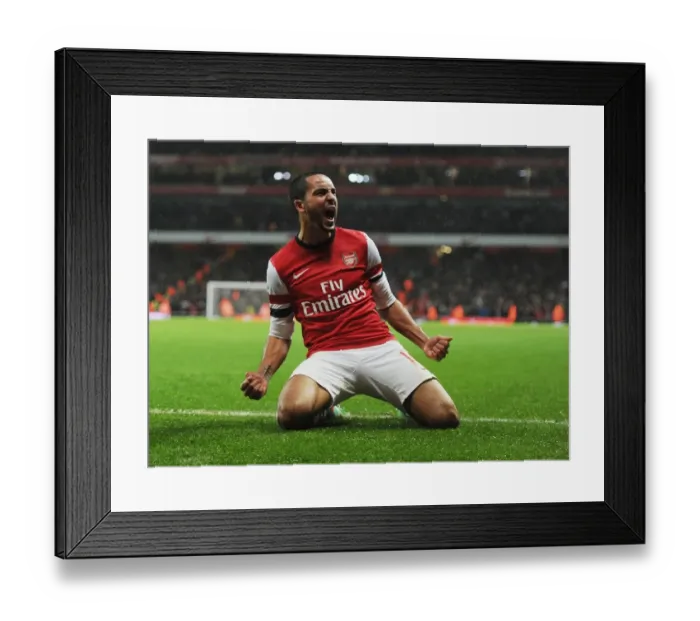 Framed Print : Theo Walcott's Double: Arsenal's Triumph Over Cardiff City (2013-14)