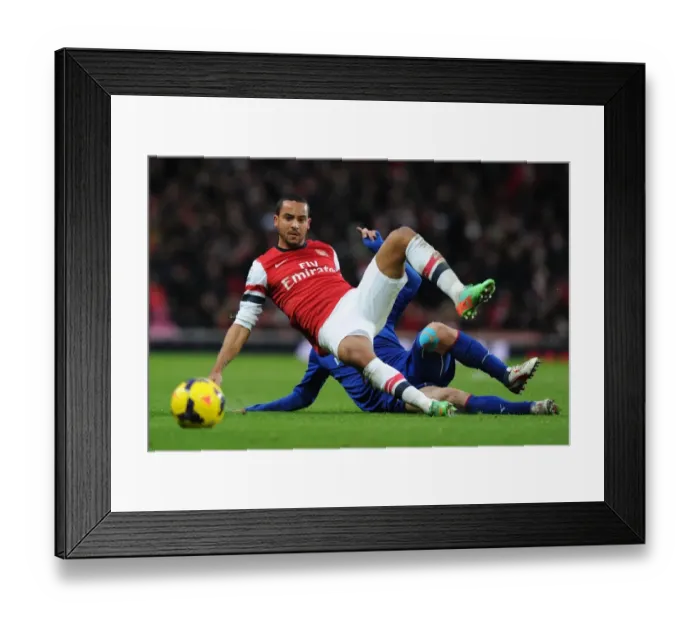 Framed Print : Theo Walcott vs Bo-Kyung Kim: A Battle at the Emirates - Arsenal vs Cardiff City, Premier League Framed Print : Theo Walcott vs Bo-Kyung Kim: A Battle at the Emirates - Arsenal vs Cardiff City, Premier League
