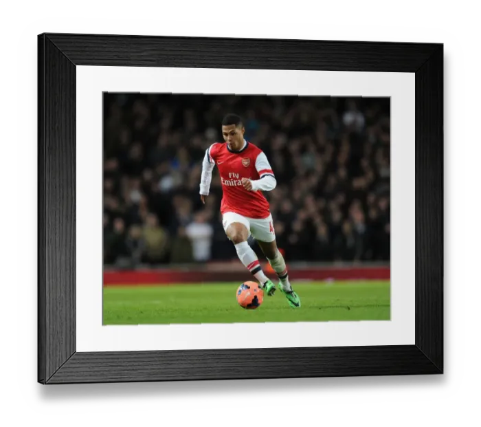 Framed Print : Serge Gnabry in Action: Arsenal vs. Tottenham FA Cup Clash, 2014