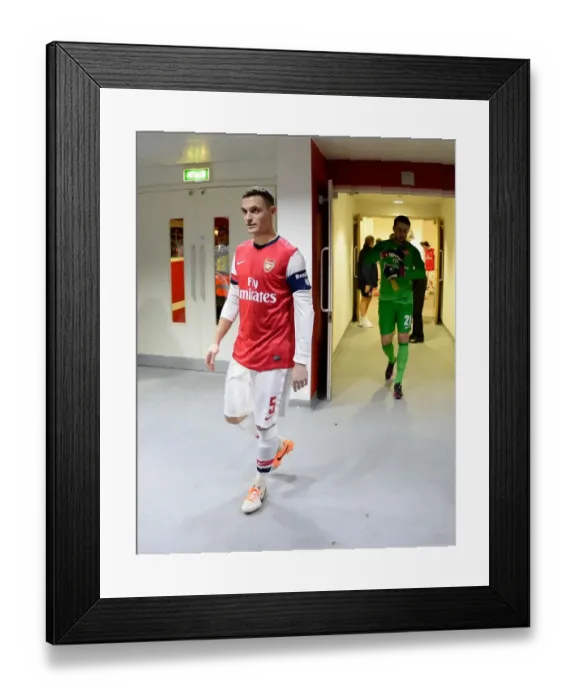 Framed Print : Arsenal Captain Thomas Vermaelen in the Tunnel Before the Arsenal v Tottenham FA Cup Clash