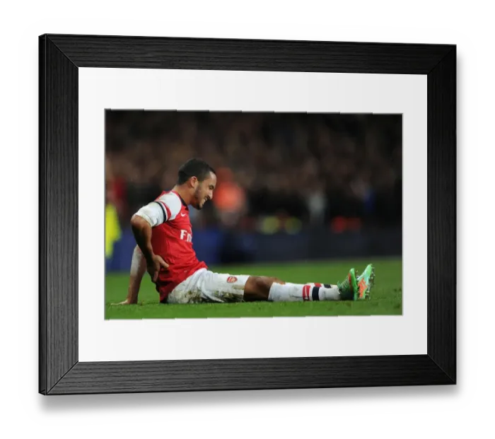 Framed Print : Theo Walcott in Action: Arsenal vs. Tottenham FA Cup Clash, 2014 Framed Print : Theo Walcott in Action: Arsenal vs. Tottenham FA Cup Clash, 2014