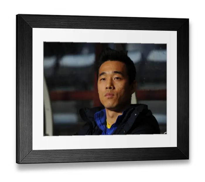 Framed Print : Arsenal's Chu-Young Park Ready for Aston Villa Clash - Premier League 2013-14 Framed Print : Arsenal's Chu-Young Park Ready for Aston Villa Clash - Premier League 2013-14